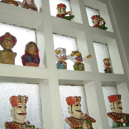 Sabs Bed And Breakfast New Delhi Exteriör bild