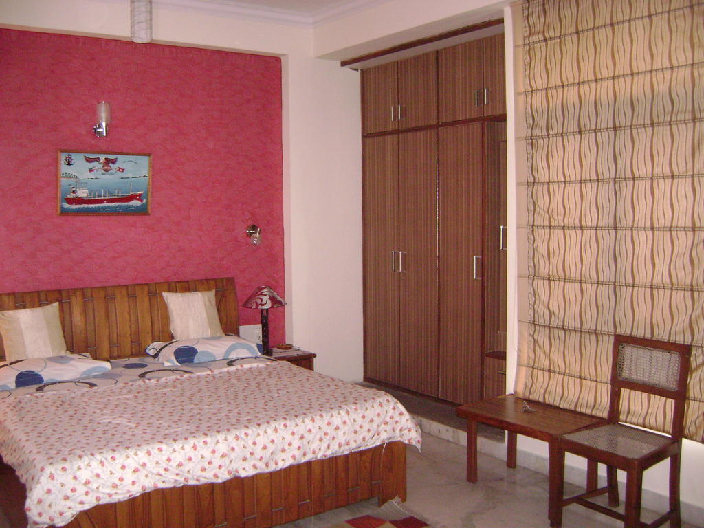 Sabs Bed And Breakfast New Delhi Rum bild